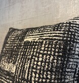 Omar sierkussen Antonio