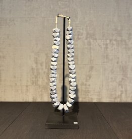 De appelgaard kralenketting grijs ruw