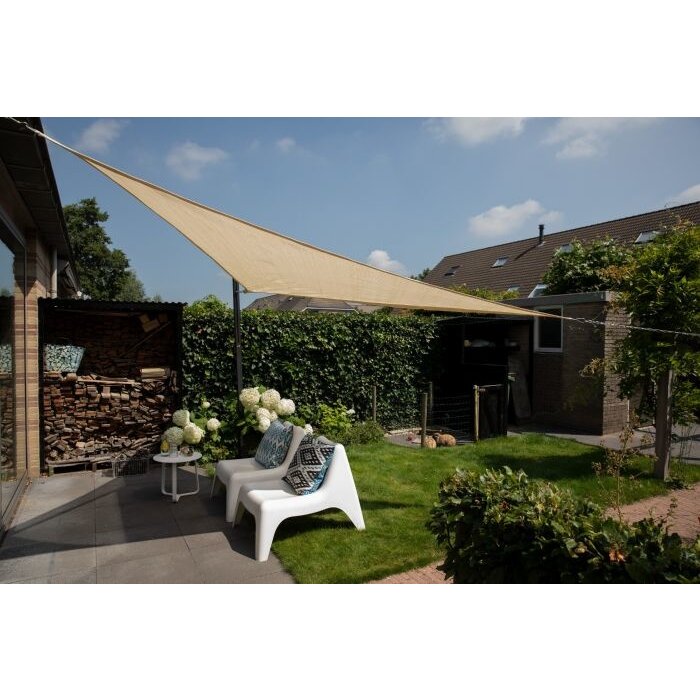 Platinum Platinum Coolfit schaduwdoek driehoek gebroken wit 5x5x7,1m.