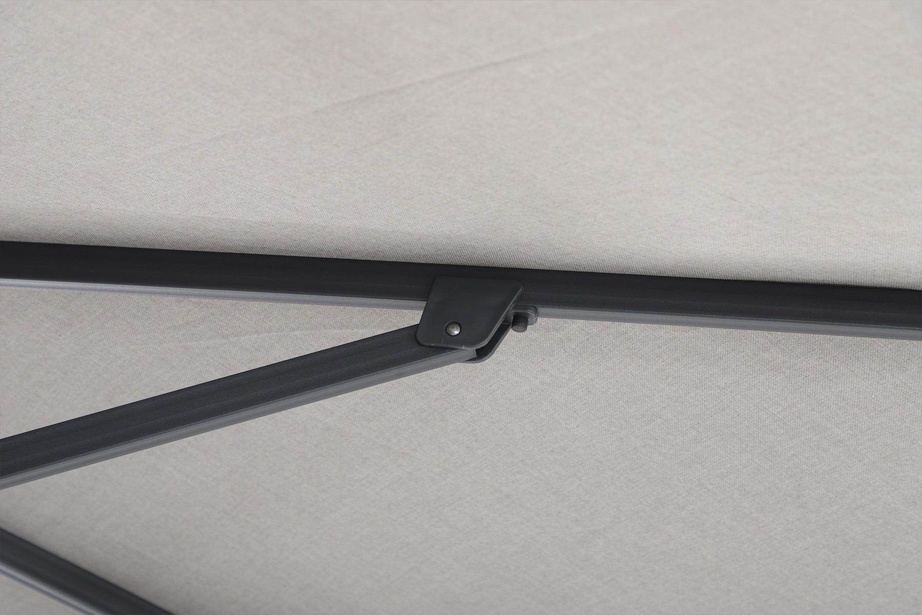 Perfect Shadow Perfect Shadow Eclipse ronde zweefparasol Ø350 cm. Ultra - Antraciet/Urban Taupe