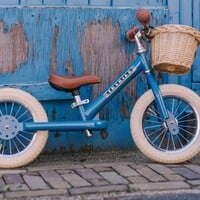 Fietsen en rijdend speelgoed
