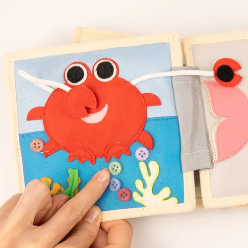 Jolly designs - Quiet Books Jolly Designs Quiet book Happy sheep, vanaf 4 maanden