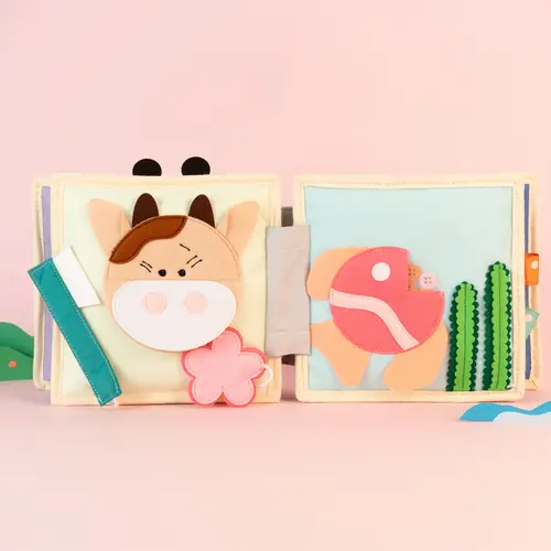 Jolly designs - Quiet Books Jolly Designs Quiet book Magic bird, magische vogel, vanaf 18 maanden Jolly designs - Quiet Books Jolly Designs Quiet book Magic bird, magische vogel, vanaf 18 maanden