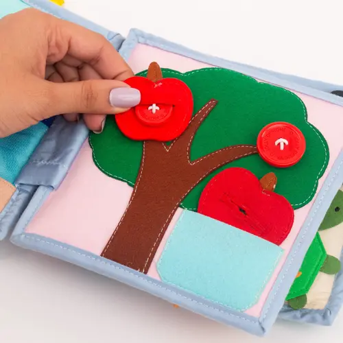 Jolly designs - Quiet Books Jolly designs Mini quiet book Zonneschijn vanaf 18 maanden Jolly designs - Quiet Books Jolly designs Mini quiet book Zonneschijn vanaf 18 maanden