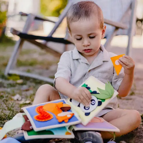 Jolly designs - Quiet Books Jolly designs Mini Quiet book Dierenvrienden, vanaf 8 maanden Jolly designs - Quiet Books Jolly designs Mini Quiet book Dierenvrienden, vanaf 8 maanden