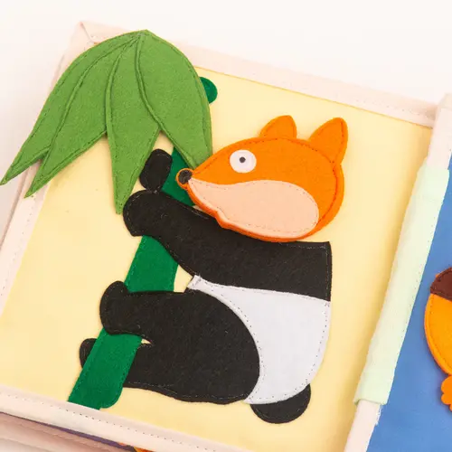 Jolly designs - Quiet Books Jolly designs Mini Quiet book Dierenvrienden, vanaf 8 maanden Jolly designs - Quiet Books Jolly designs Mini Quiet book Dierenvrienden, vanaf 8 maanden