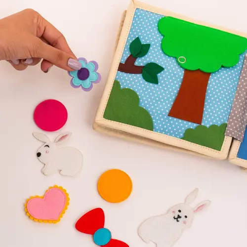 Jolly designs - Quiet Books Jolly designs Mini quiet book Grappig konijn vanaf 18 maanden - Copy Jolly designs - Quiet Books Jolly designs Mini quiet book Grappig konijn vanaf 18 maanden - Copy