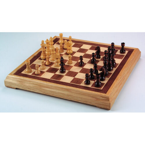 Schaakbord van hout, ingelegd 40 cm