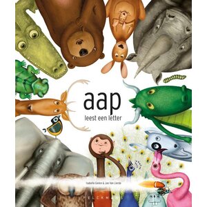 Aap leest een letter