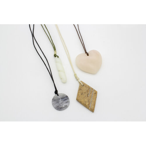 Artistix Amuletten set speksteen groepspakket - 30 st.