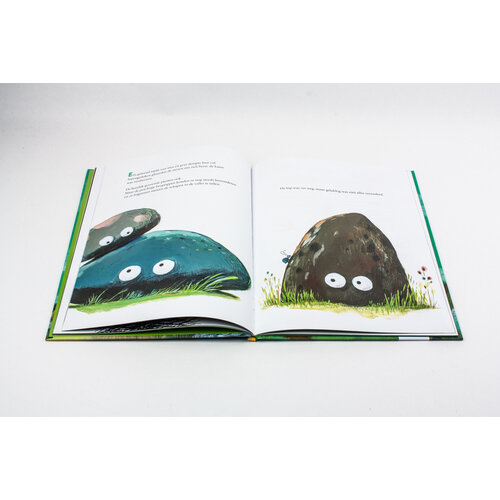 De Eenhoorn Uitgeverij de Eenhoorn - Drie Stenen, vanf 3 jaar De Eenhoorn Uitgeverij de Eenhoorn - Drie Stenen, vanf 3 jaar