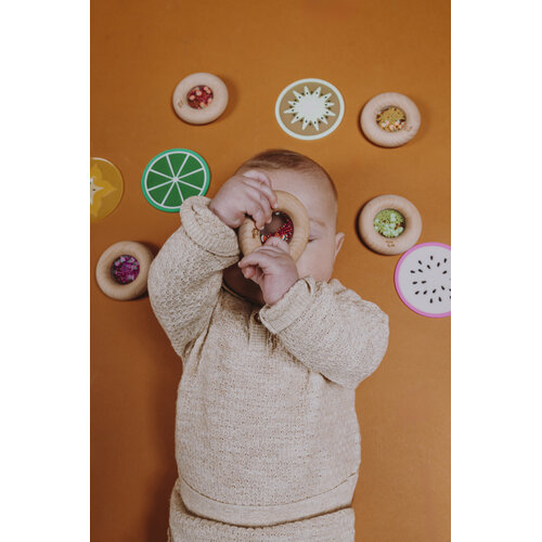 Petit Boum Petit Boum - Sensorisch grijpspeeltje - Watermeloen Petit Boum Petit Boum - Sensorisch grijpspeeltje - Watermeloen