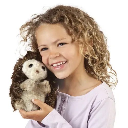 Folkmanis handpoppen en poppenkastpoppen Handpop Egel, helemaal niet stekelig!