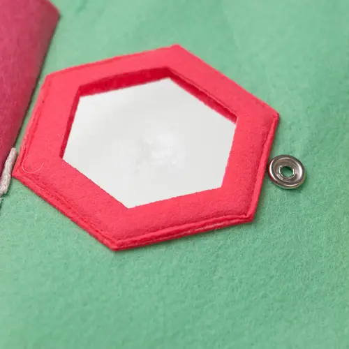 Jolly designs - Quiet Books Jolly Design 2 pagina's playbook - Space adventure, vanaf 24 maanden Jolly designs - Quiet Books Jolly Design 2 pagina's playbook - Space adventure, vanaf 24 maanden