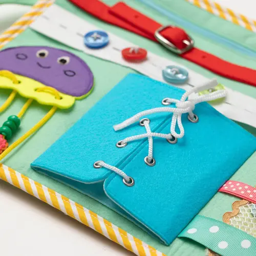 Jolly designs - Quiet Books Jolly Design 2 pagina's playbook - Space adventure, vanaf 24 maanden Jolly designs - Quiet Books Jolly Design 2 pagina's playbook - Space adventure, vanaf 24 maanden