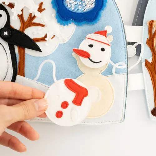 Jolly designs - Quiet Books Jolly Design Playbook Iglo, vanaf 12 maanden