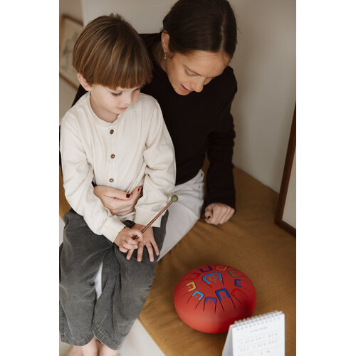 Tambú Tambú 8 - Rode tongdrum - handpan 11 noten met toebehoren
