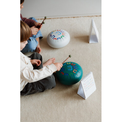 Tambú Tambú 8 - mat witte tongdrum - handpan 11 noten met toebehoren