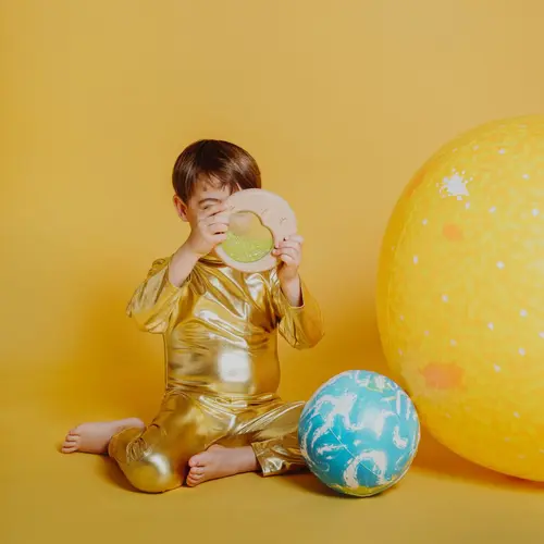 Petit Boum Petit Boum - Sensorische maan - geel