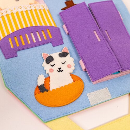 Jolly designs - Quiet Books Jolly Designs Travel Buddy poppenhuis, vanaf 18 maanden