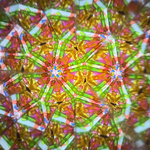 AMBERKALEIDOSCOPE Paperscope ansichtkaart die verandert in een caleidoscoop AMBERKALEIDOSCOPE Paperscope ansichtkaart die verandert in een caleidoscoop