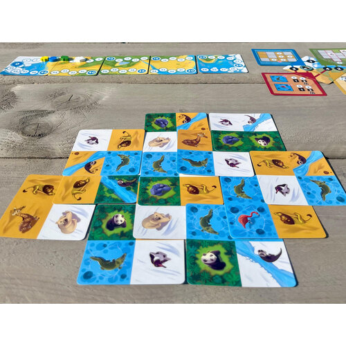 White Goblin Games spellen Nimalia | Strategisch kaartspel met dieren en natuur White Goblin Games spellen Nimalia | Strategisch kaartspel met dieren en natuur