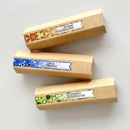 AMBERKALEIDOSCOPE Handgemaakte houten caleidoscoop met barnsteen of gerecycled glas AMBERKALEIDOSCOPE Handgemaakte houten caleidoscoop met barnsteen of gerecycled glas