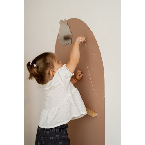Tix & Mix magnetische muursticker Brown Sugar met twee krijtjes Tix & Mix magnetische muursticker Brown Sugar met twee krijtjes
