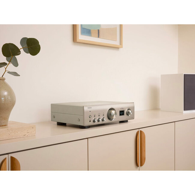 Denon PMA-900HNE Geïntegreerde netwerkversterker Zilver