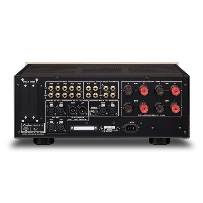 Accuphase E-700 Klasse-A geïntegreerde stereo versterker