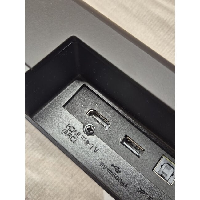 Tweedekans  LG Soundbar 2.1 kanaal DS40T