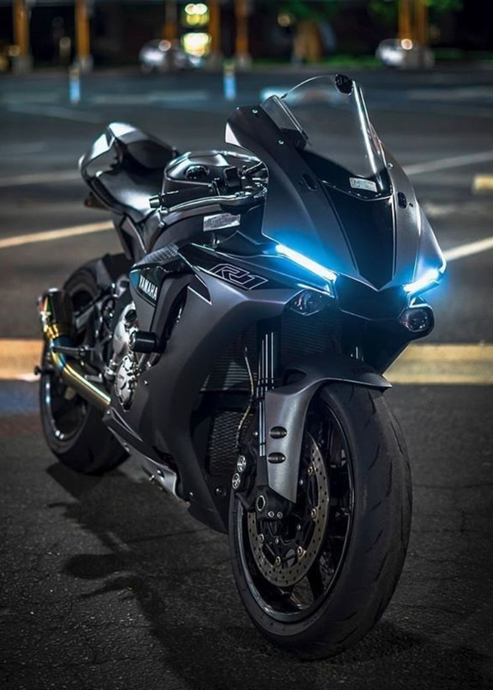 Apple Yamaha R1m new