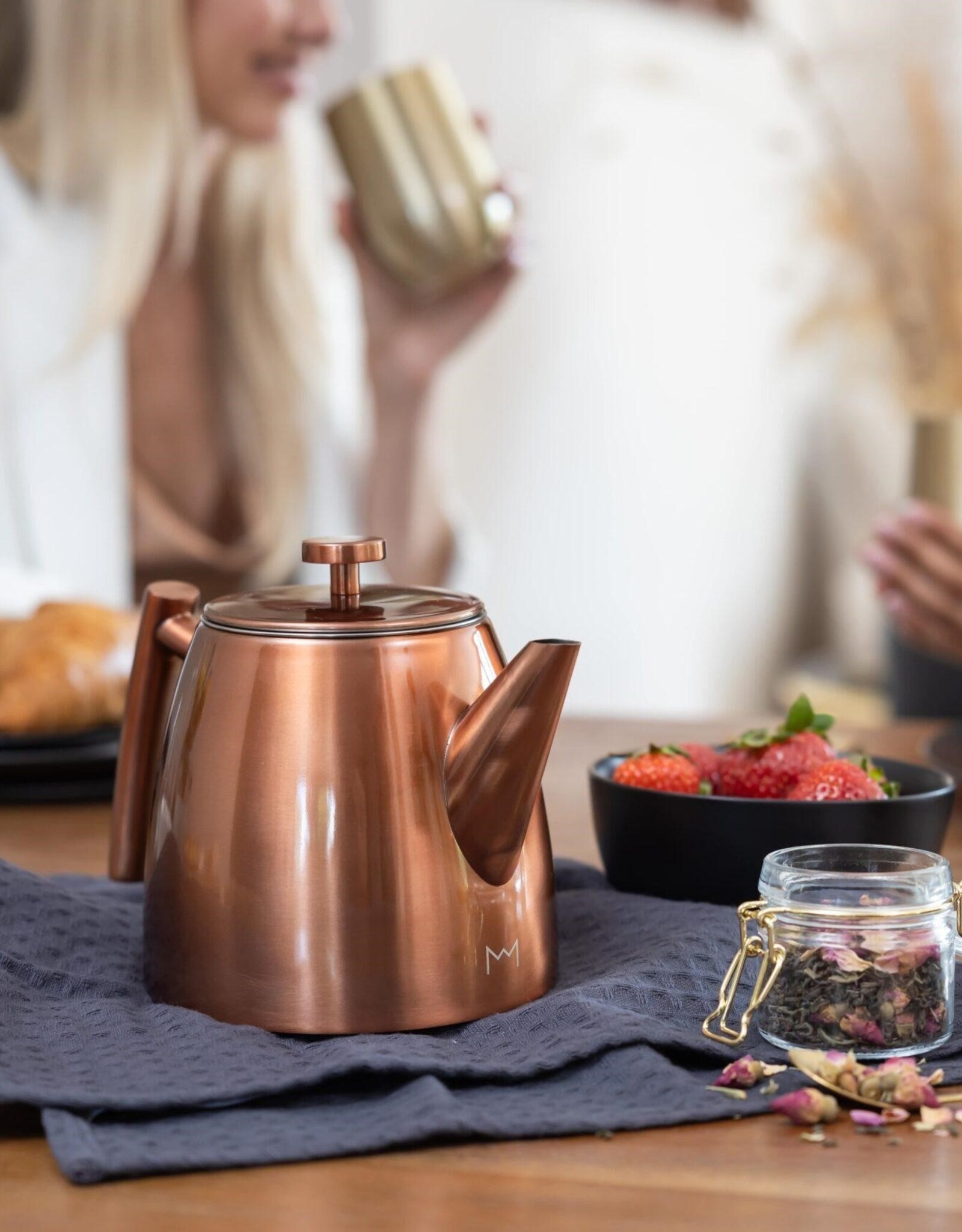 Vaja Theepot RVS dubbelwandig met zeef