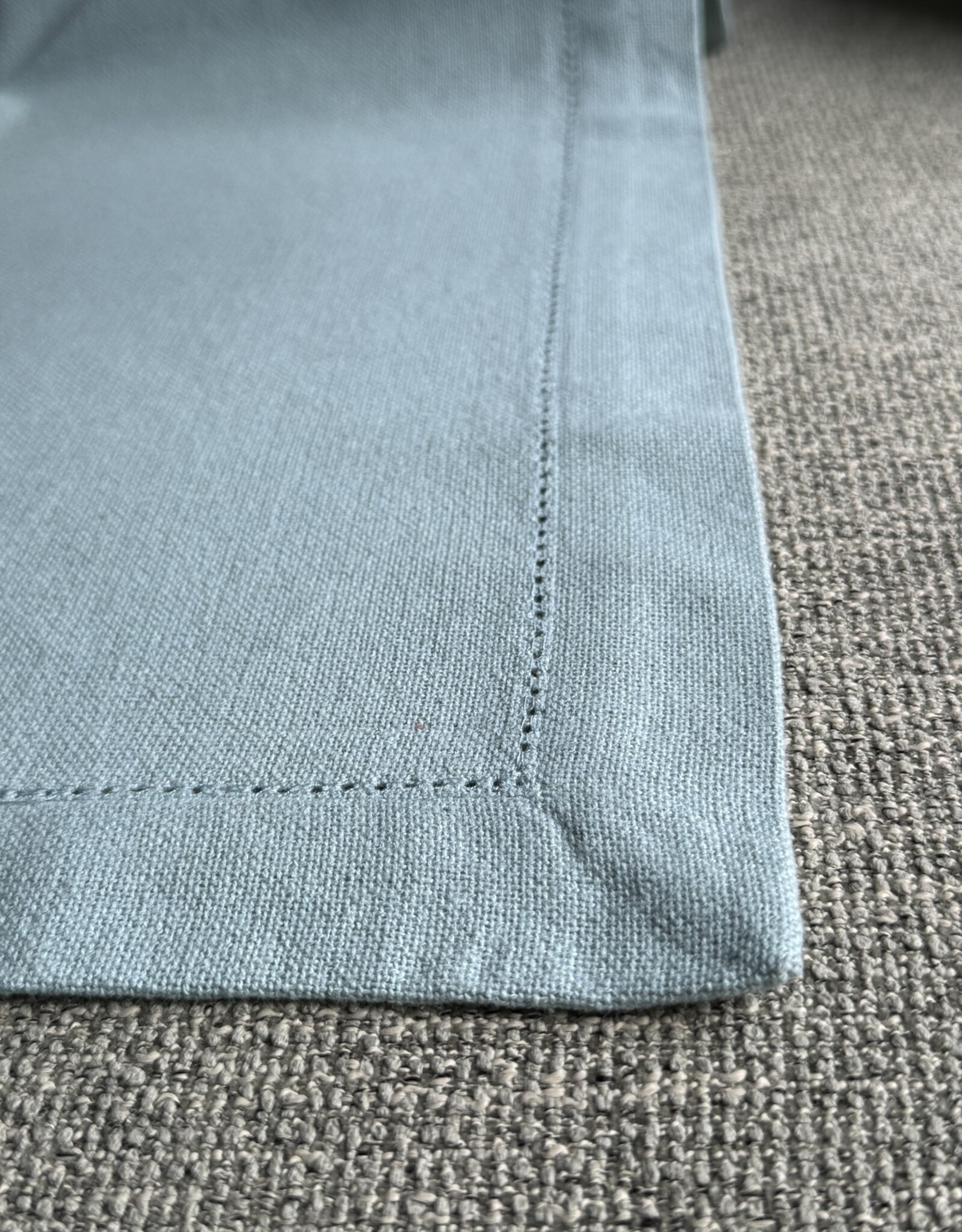 Linen & More Tafelloper  - Indy cloud
