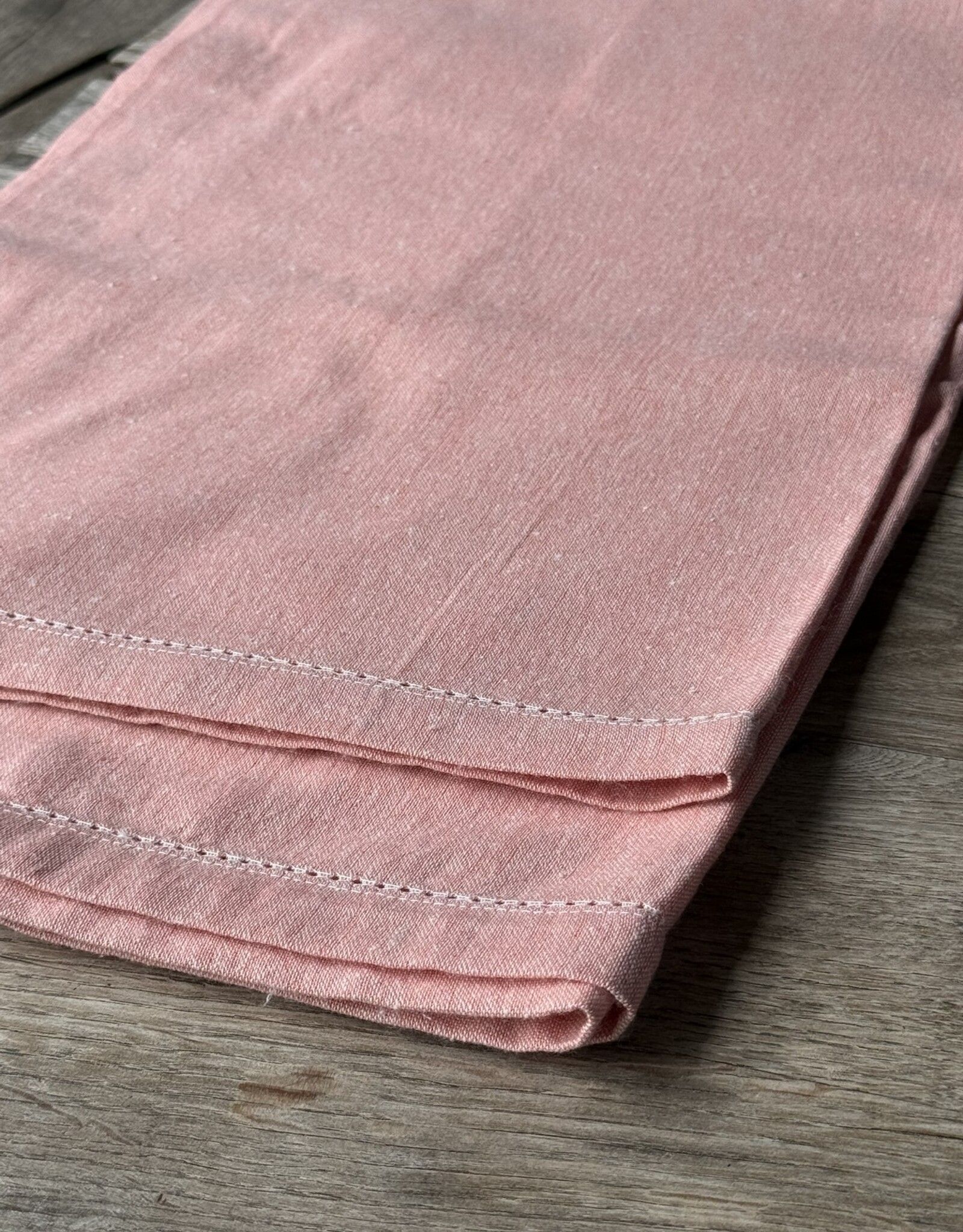 Linen & More Tafellaken - linnen 'Nena'  - peach