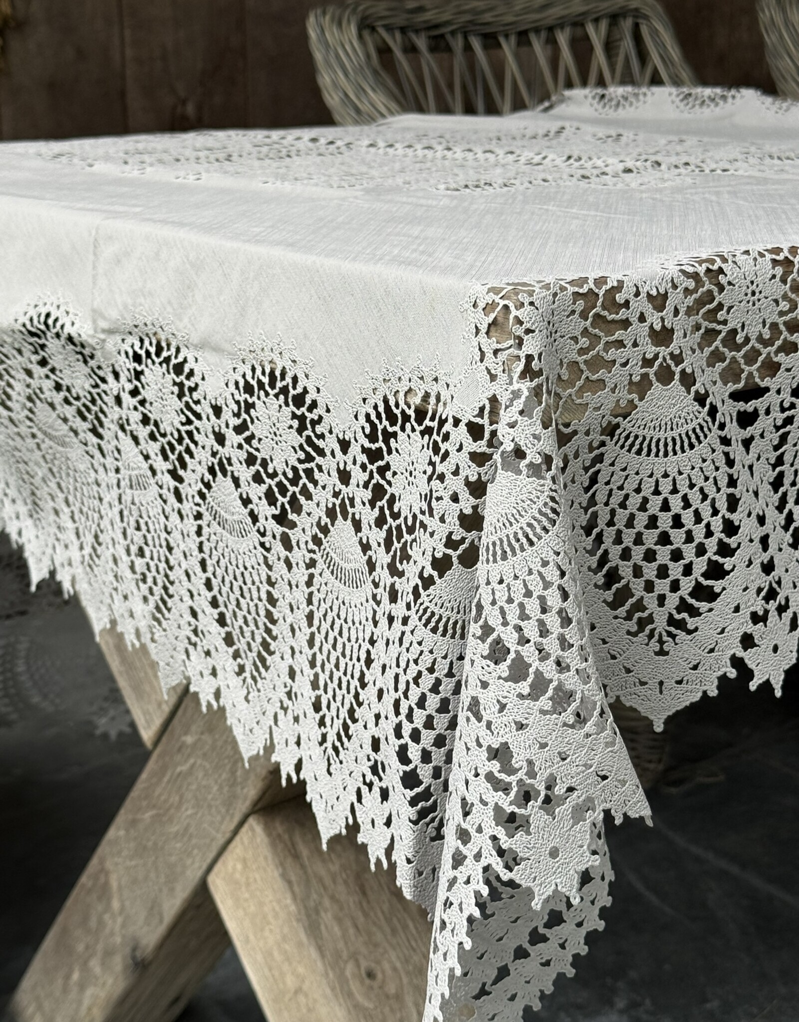 Kersten Tafelkleed kant - medium - taupe