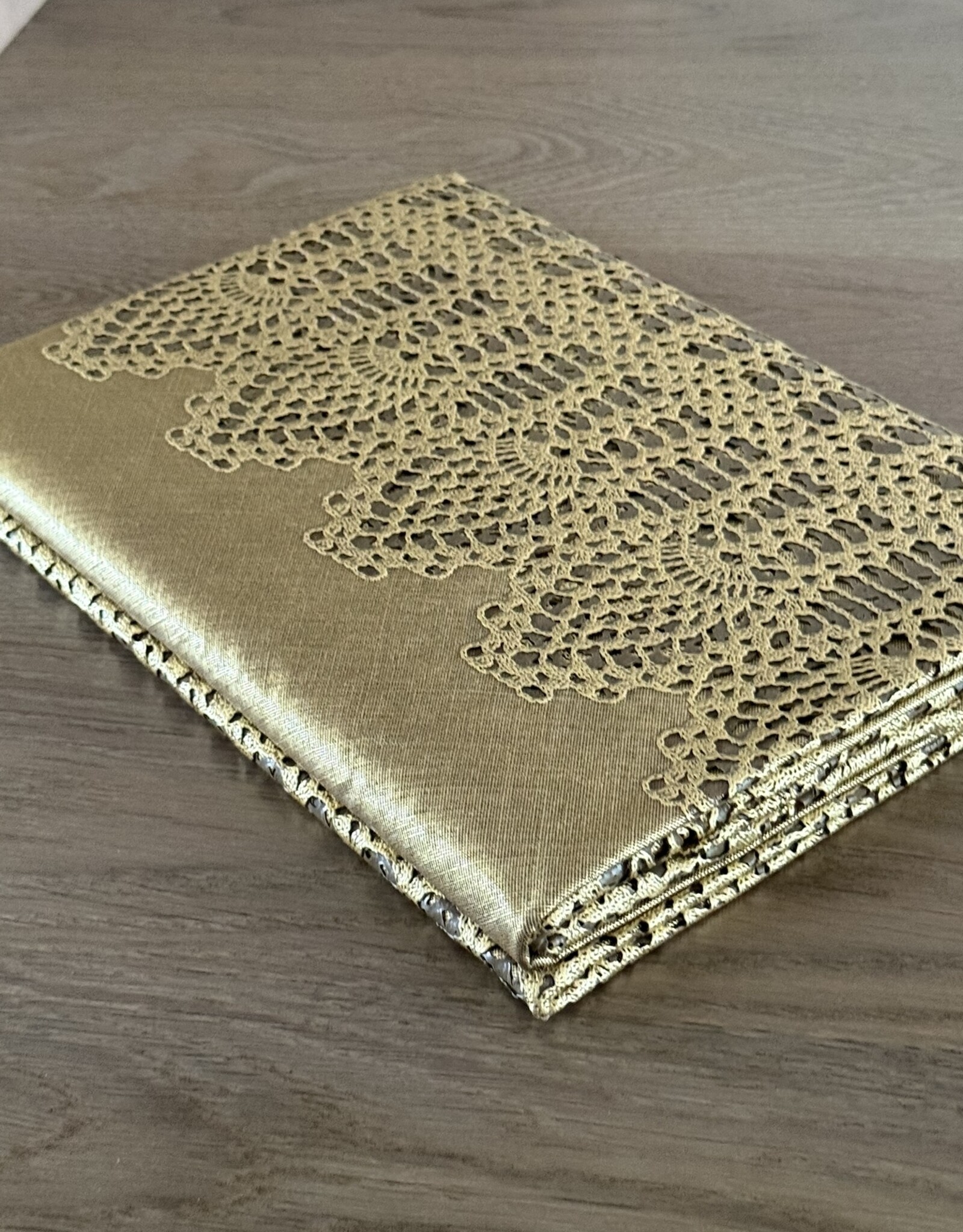 Kersten Tafelkleed kant - goud