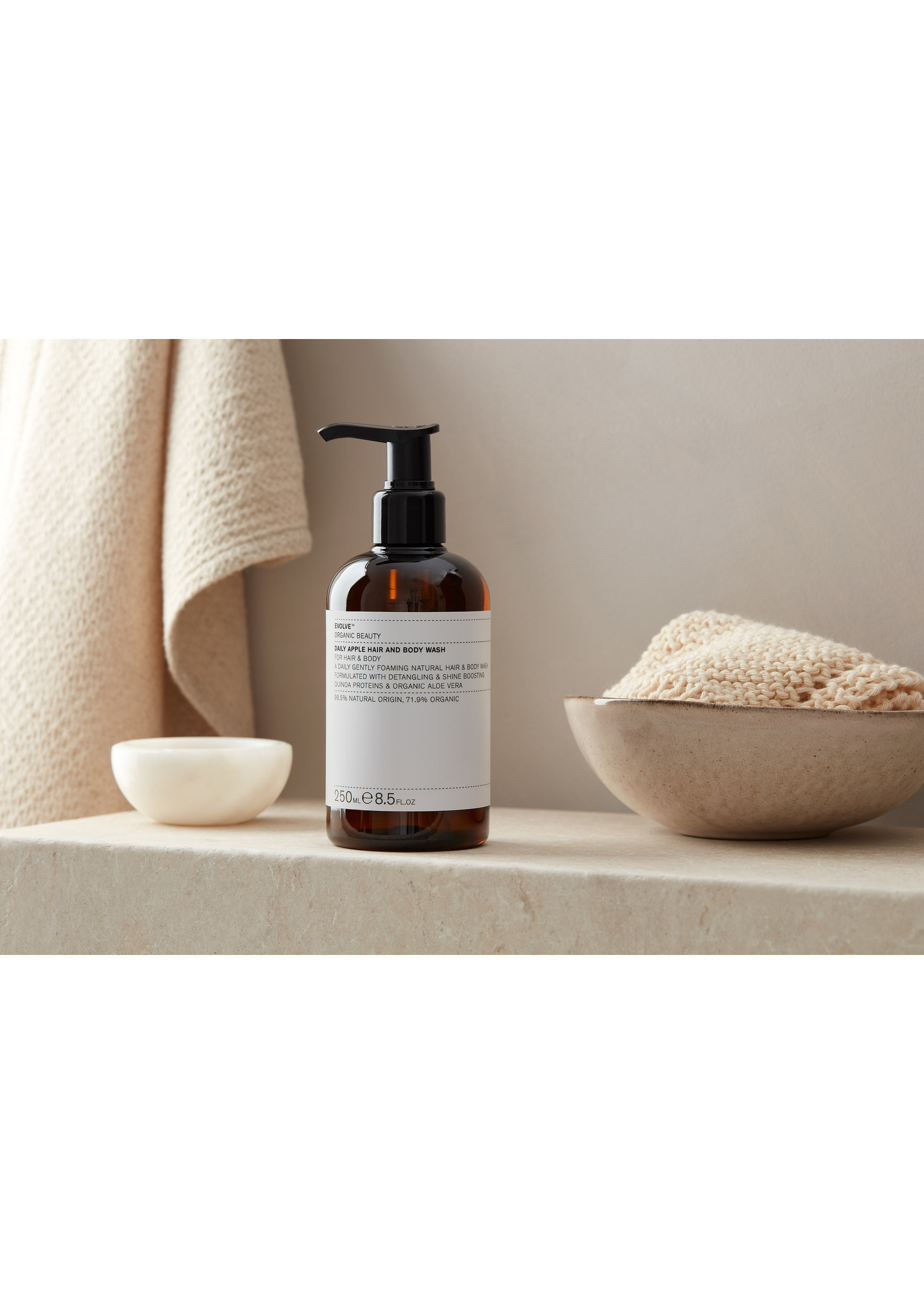 Evolve Organic Beauty  Daily Apple hair and Body wash