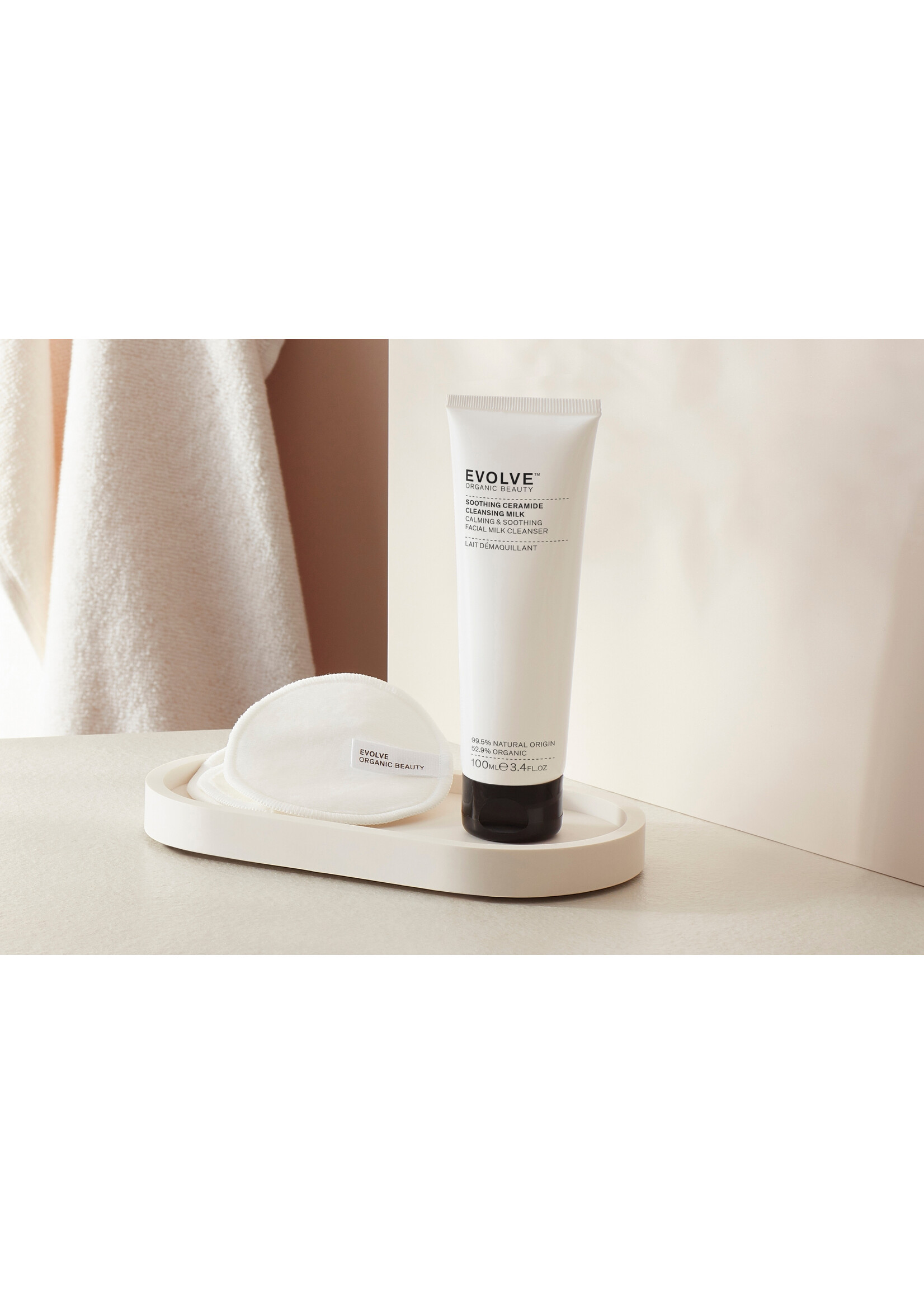 Evolve Organic Beauty  Soothing Ceramide Cleansing Milk