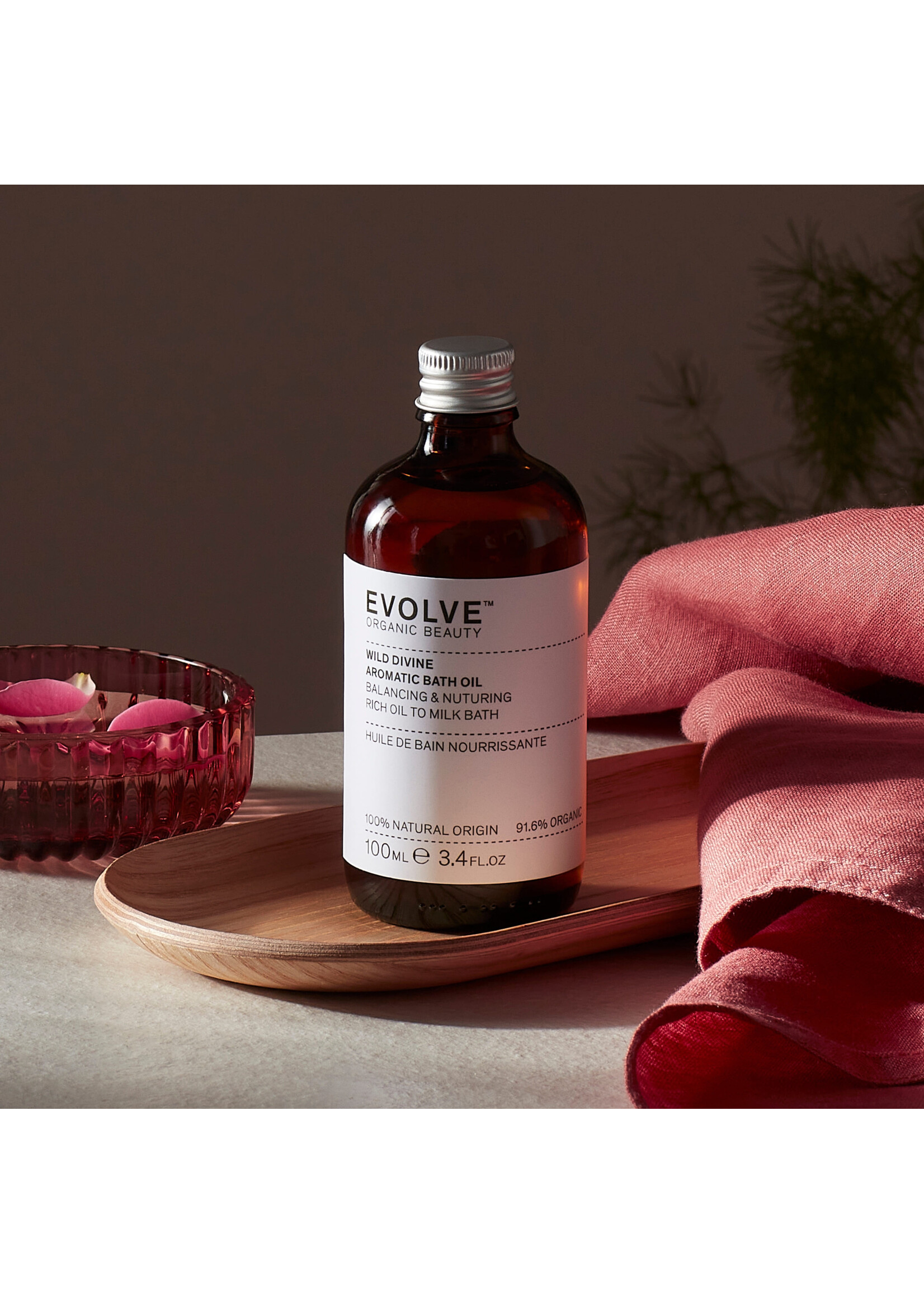 Evolve Organic Beauty  WILD DIVINE AROMATIC BATH OIL