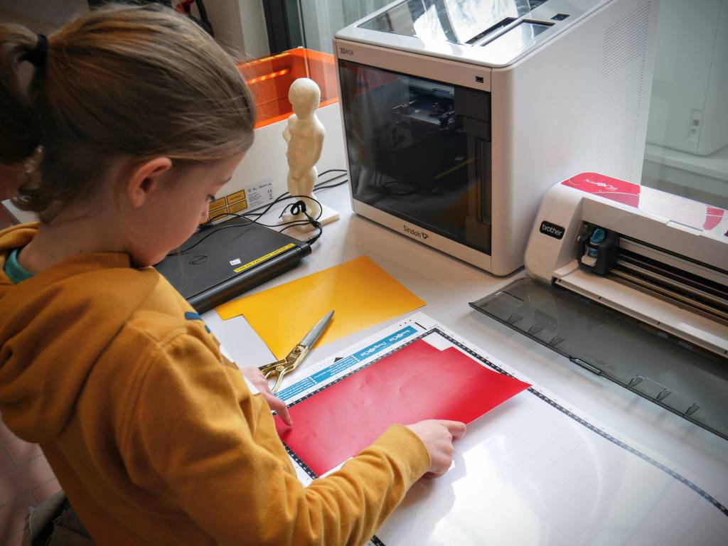 vinyl snijden FABLAB FACTORY Wij bouwen uw lab