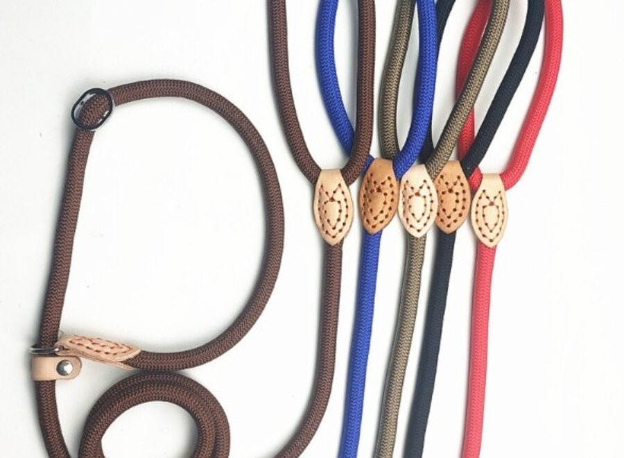 Nylon Retrieverlijn voor Honden | Rond Gevlochten Hondenlijn met Verstelbare Leren Stop | 1,5 of 1,8 meter | 14 of 16 mm | 7 Kleuren
