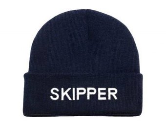 Warme muts met opschrift