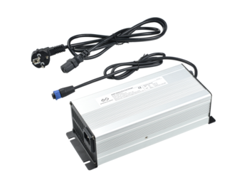 ePropulsion Spirit 1.0 Plus/EVO snellader 220V