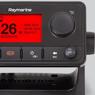 Raymarine Ray63 Marifoon met geïntegreerde GPS ontvanger, foto 2 van 3