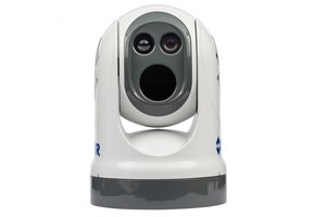 Raymarine M400XR Stabilised Thermal Camera (640 x 480, 25/30Hz PAL/NTSC, 18° FOV)HD Color Low Light, LED Spotlight, Joystick Control Kit &VideoTracking