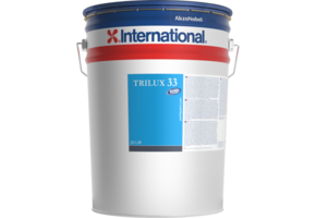 International Trilux 33 antifouling
