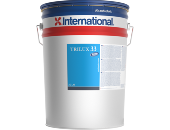 International Trilux 33 antifouling