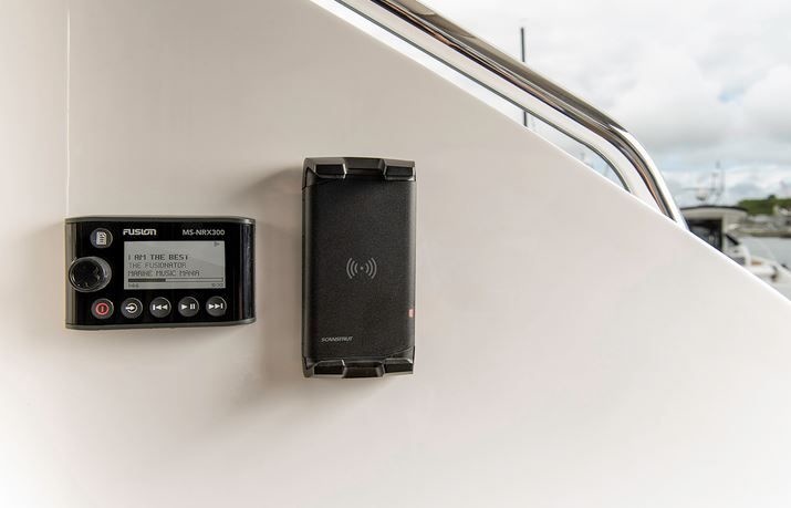 Scanstrut Draadloze telefoonlader (12/24V)