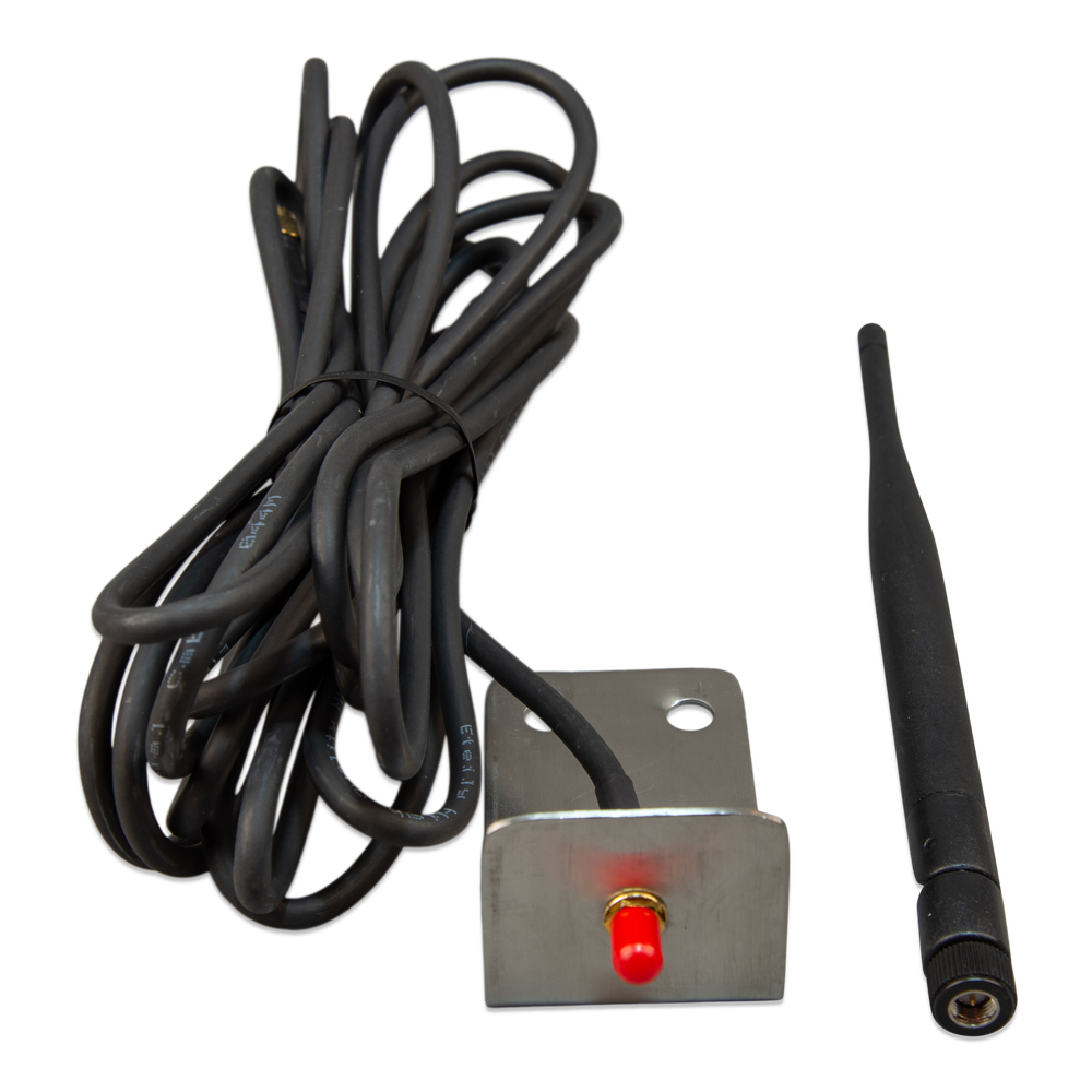 Outdoor LTEM wall mount antenna